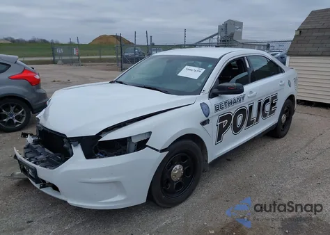 2014 Ford Police Interceptor из США, поврежденный, VIN 1FAHP2MK3EG118473